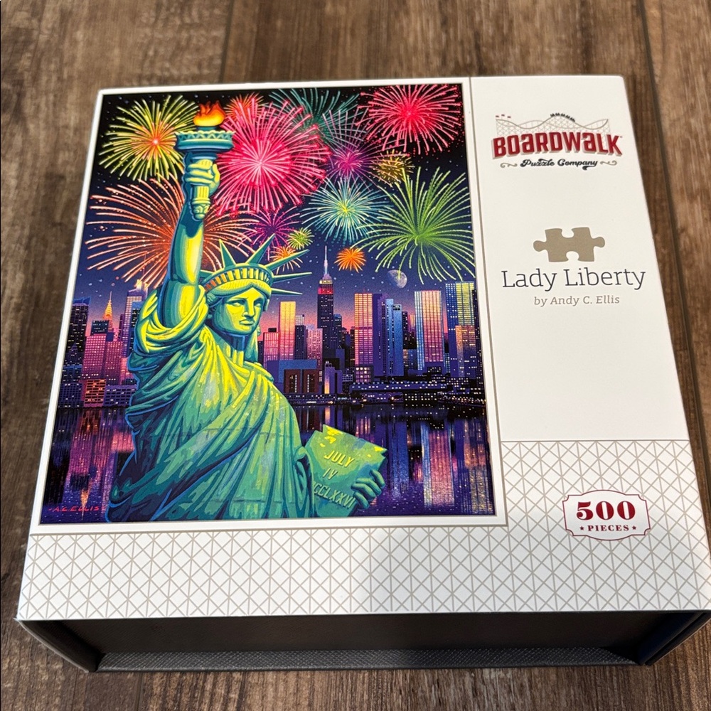 NEW Boardwalk Lady Liberty 500 piece puzzle